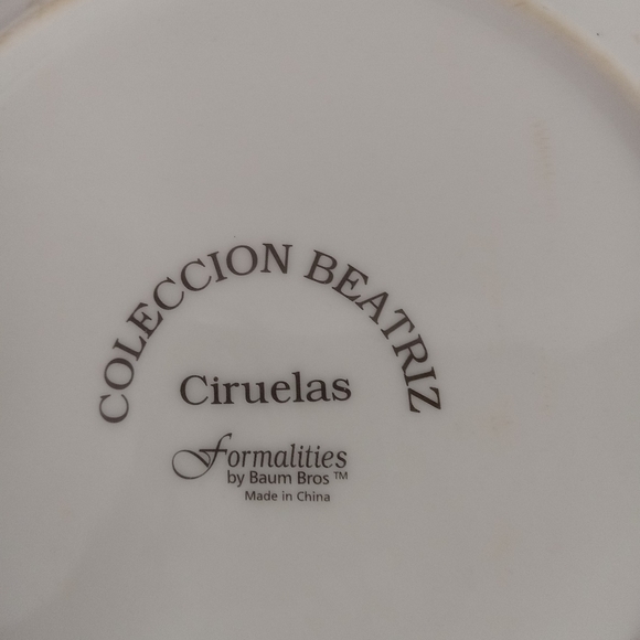 2 Formalities Plates Decor Beatriz Ciruelas, & Naranjas 8" Porcelian - Picture 6 of 7